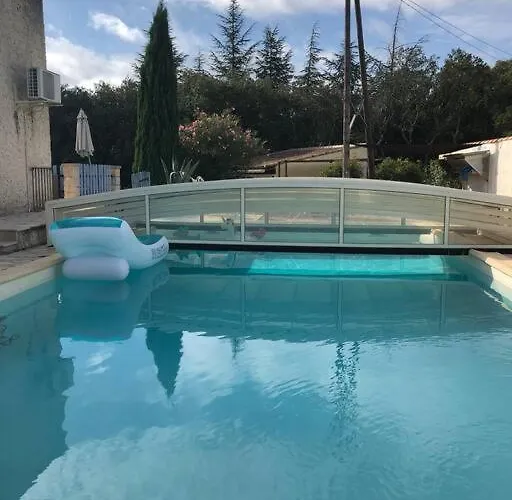 De 38 Metres Carres Parignargues